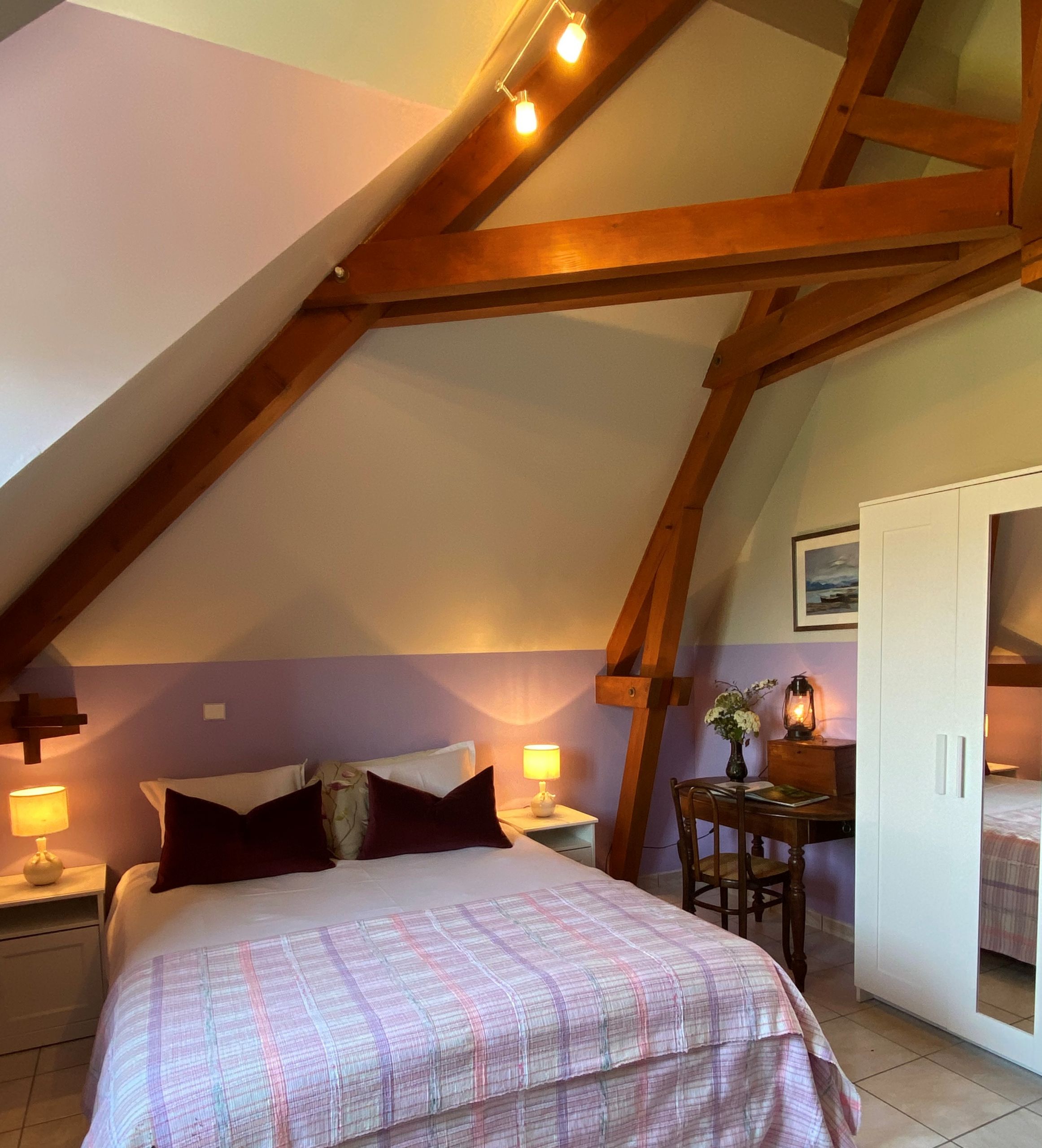 Annecy-Genève-Geneve-Lyon-Bugey-Bugeysud-Ain-France-gites-gite-gîtes-gîte-les gites de sarah et Claude-pet-pet friendly-dog-cat-zen-nature-guest house-vacances-vacance-grand colombier-Le grand colombier-lesgitesdesarahetclaude