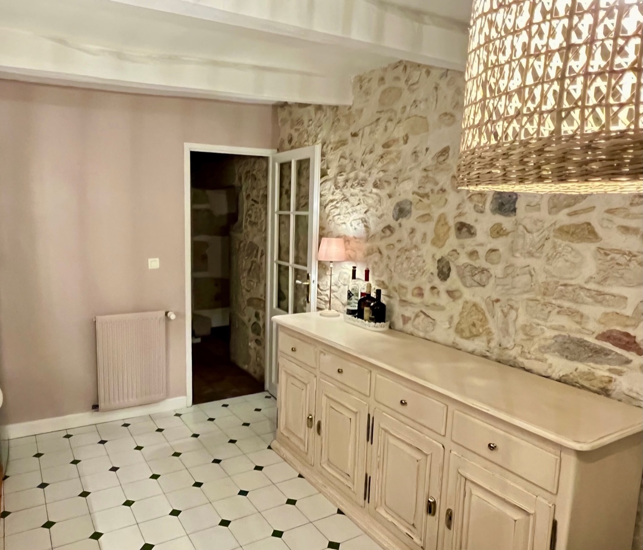 Annecy-Genève-Geneve-Lyon-Bugey-Bugeysud-Ain-France-gites-gite-gîtes-gîte-les gites de sarah et Claude-pet-pet friendly-dog-cat-zen-nature-guest house-vacances-vacance-grand colombier-Le grand colombier-lesgitesdesarahetclaude